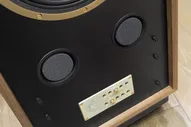 Напольная акустическая система Tannoy Cheviot Walnut