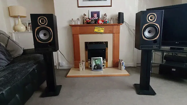 #CD-EXTREME - #ROCK -#Tannoy #M20Gold Speakers#Audiolab #8200cdq#Arcam Amplifier