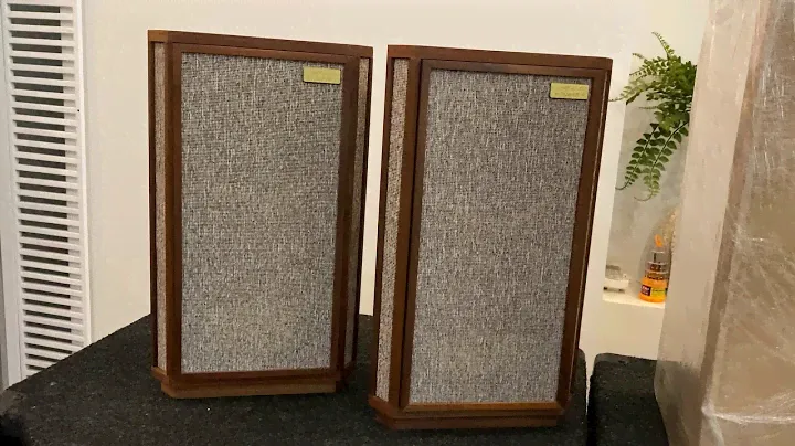 Loa Tannoy Autograph Mini tuyệt tác chất lượng và quý tộc