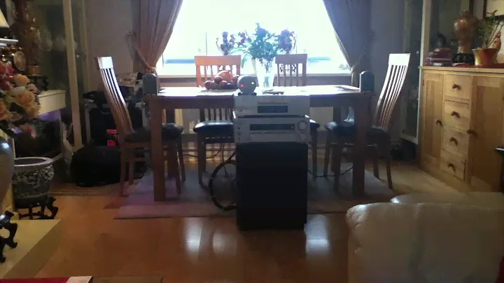 Little Tannoy SFX speaker playing Nora Jones